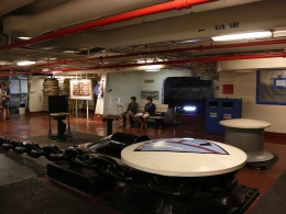 Porte-avions USS Midway