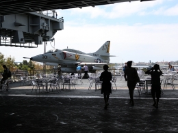 Porte-avions USS Midway