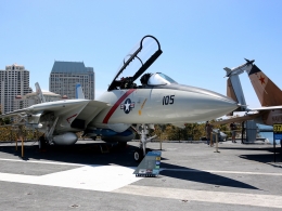 Porte-avions USS Midway