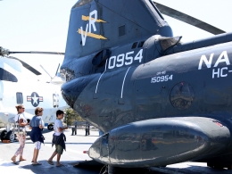 Porte-avions USS Midway